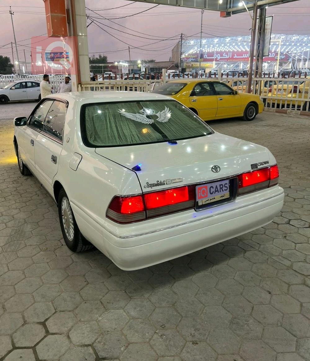 تويوتا كراون